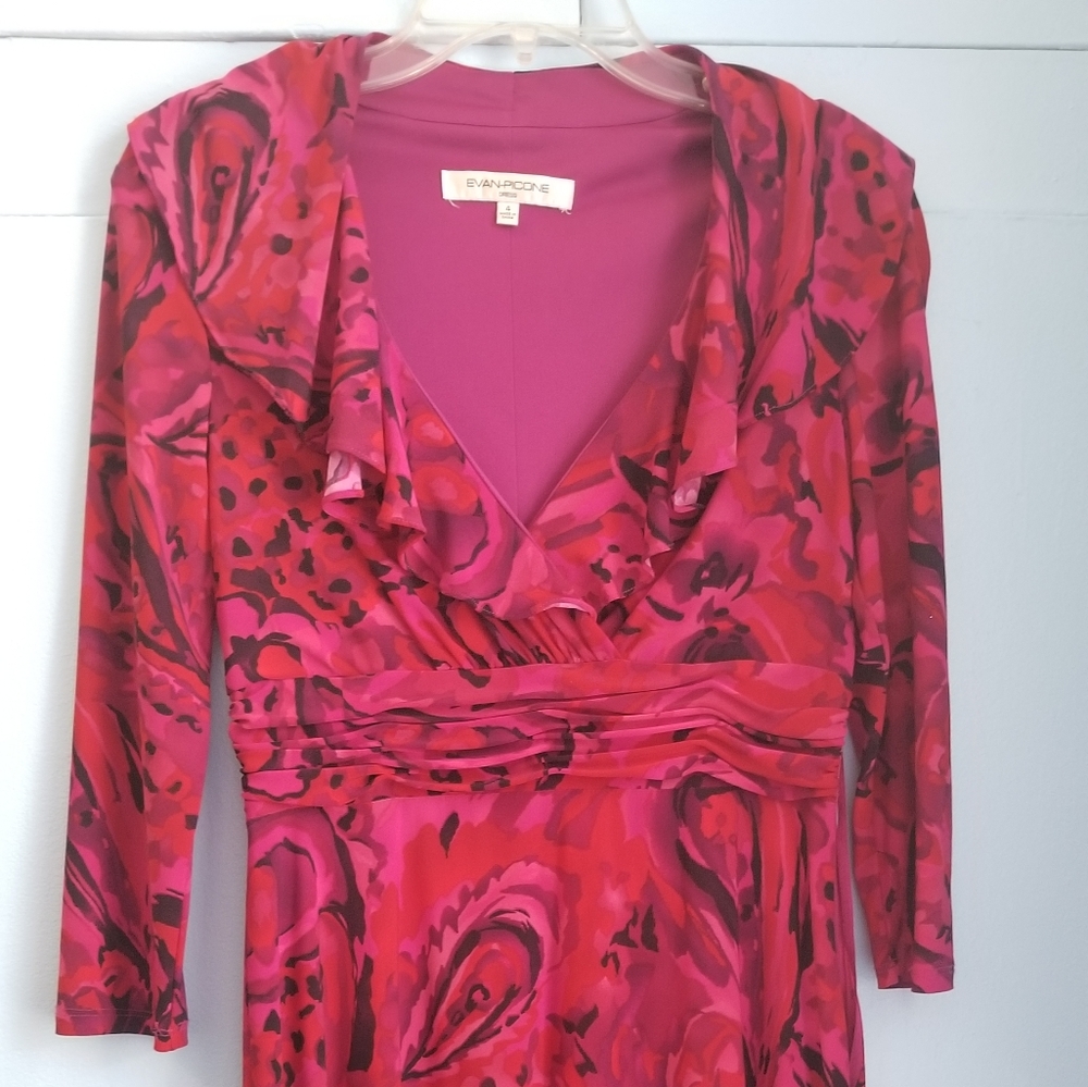 Fun and flirty Evan Picone dress
